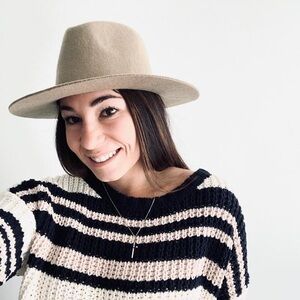 Meet your Posher, Candace